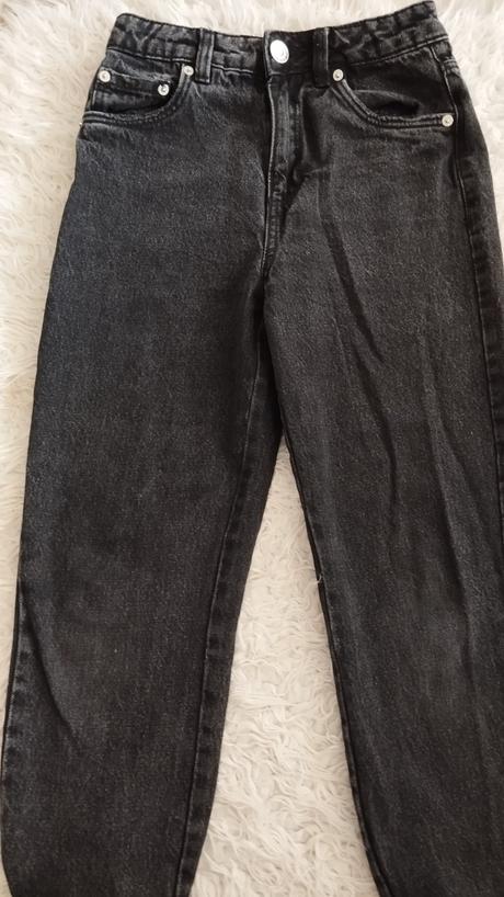 Dievčenské rifle s vysokým pásom, 134