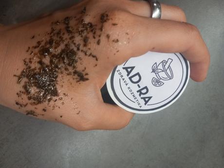 Maska zo suseneho zeleneho caju, 