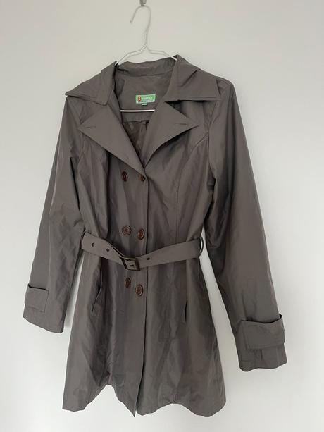 Elegantný basic vintage prechodný jarný trenčkot, l