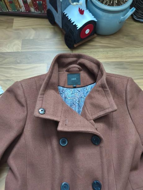 Dámsky štýlový kabát značky next výpredaj, next,m