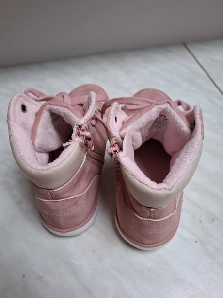 Topánočky pre dievčatka  lotto veľ.33, lotto,33