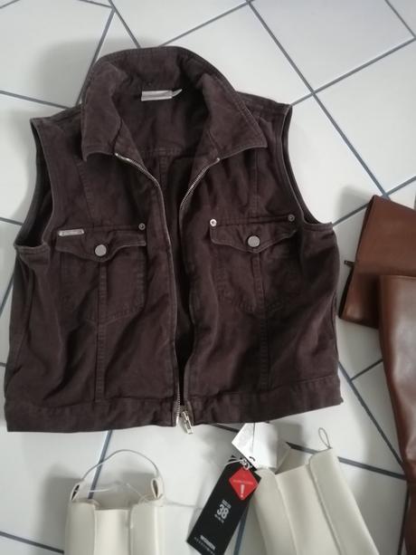 Šaty so zvierací vzorom, m