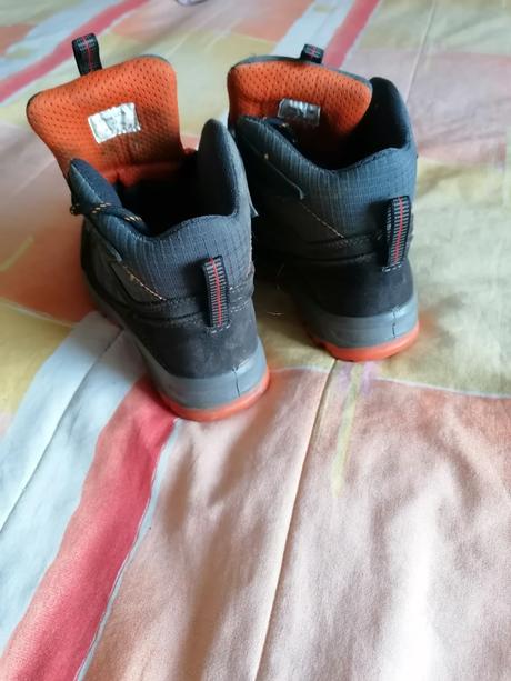 Športové topánky, 37