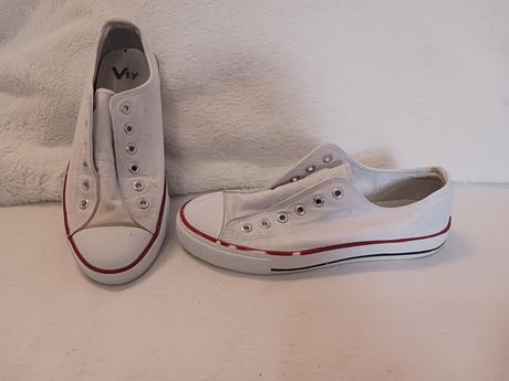 Tramky k nákupu darujem, deichmann,38