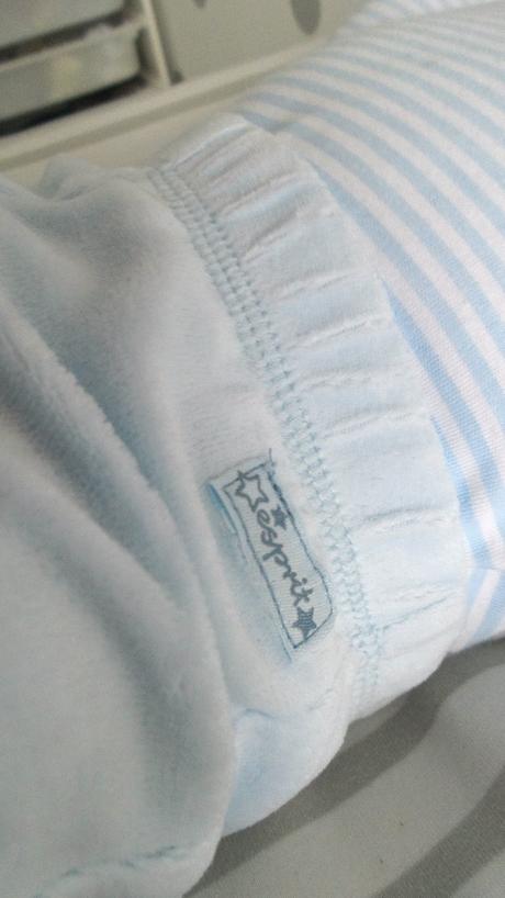 Znackove esprit jednoduche beldomodre teplacky , esprit,56