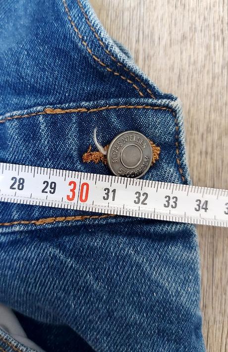 Rifľové šaty na traky, 140