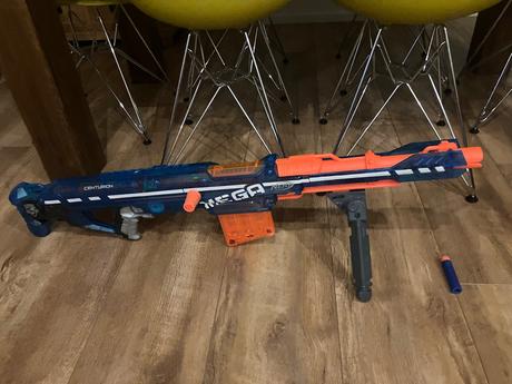 Nerf-mega centurion (edícia sonic ice) + dvojnožka,