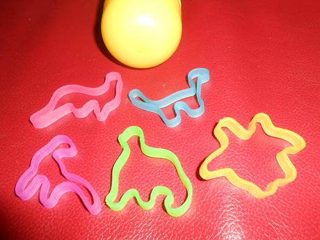 Dinosaurie náramky,