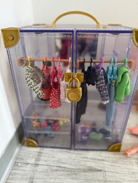 Rainbow high šatník s bábikami, 