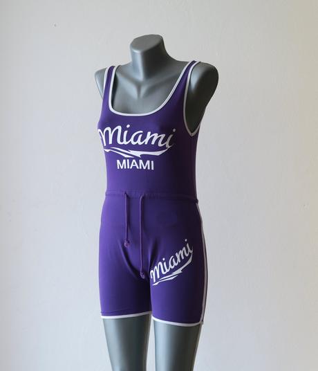 Letný fialový overal s nápisom miami shein, s