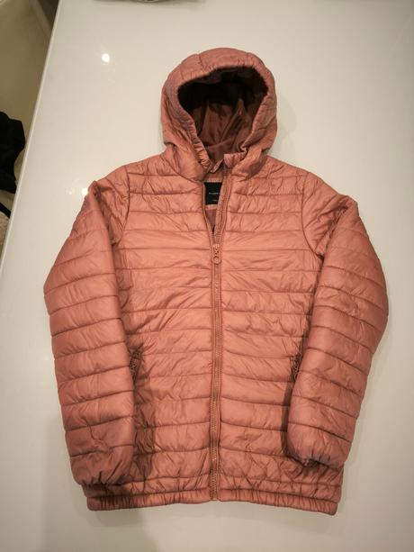 Vetrovka, reserved,158