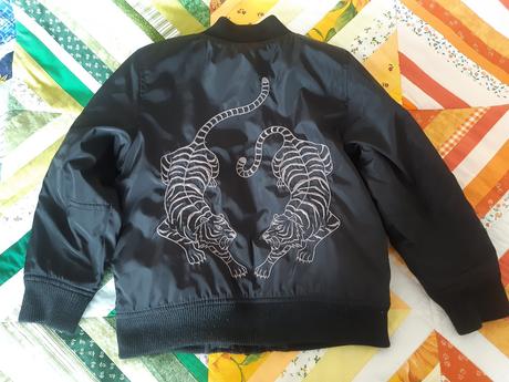 Zimna bombera s tigrami, lindex,116