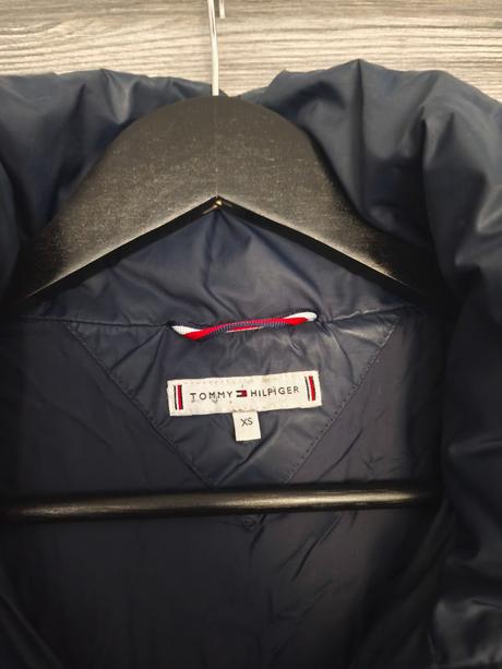 Zimna paperova bunda tommy hilfiger, tommy hilfiger,xs