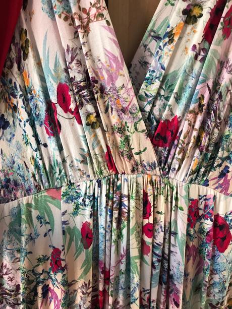 Dlhe tehotenské spolocenske saty, l