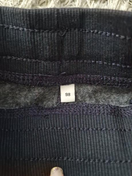 Chlapčenské tepláky nové nenosené c&a 98, c&a,98