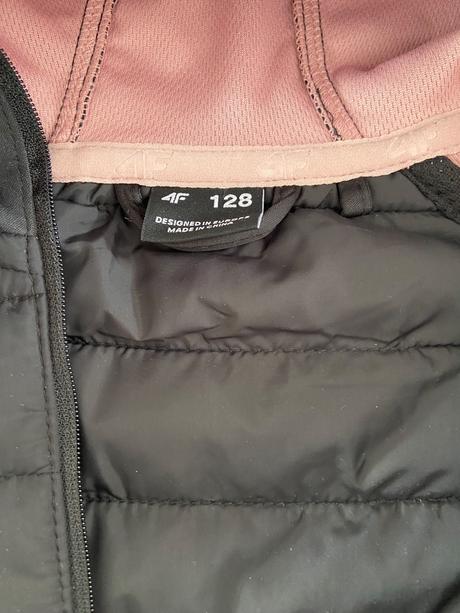 Softshelova bunda, 128