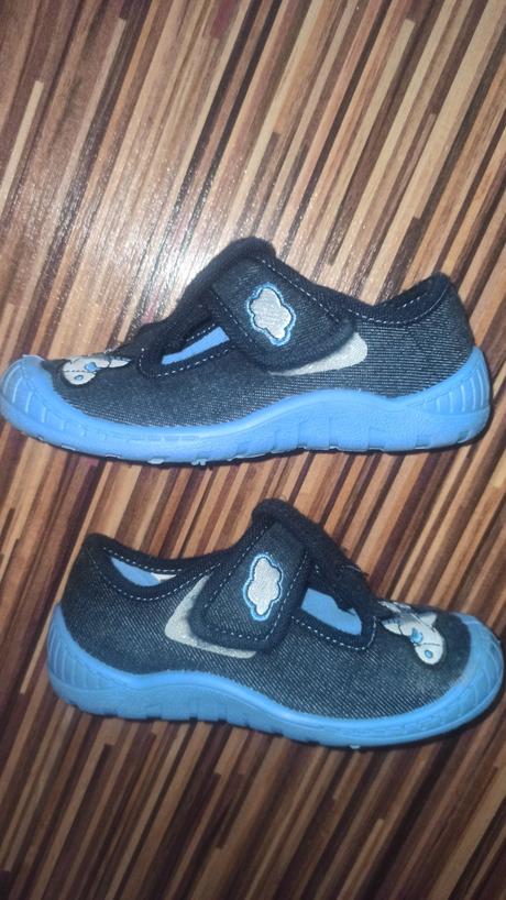 Tenisky a papucky 24/25, 24