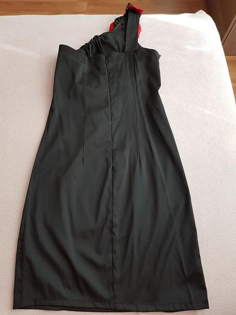 Saténové spoločenské šaty č.38, 38