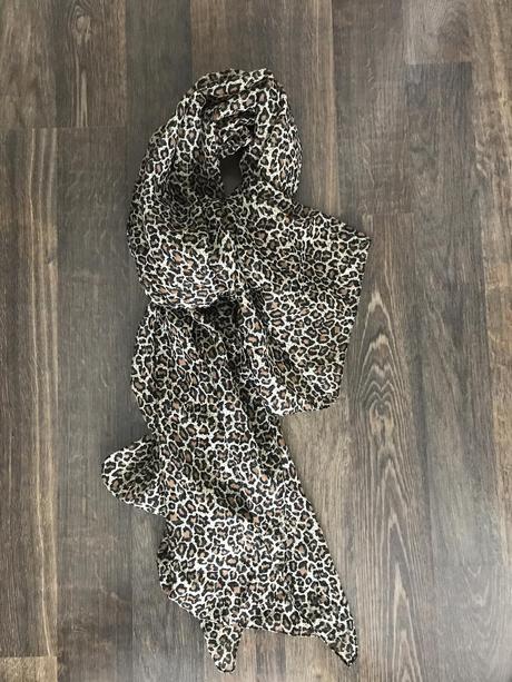 Obrovská leo šatka, xl
