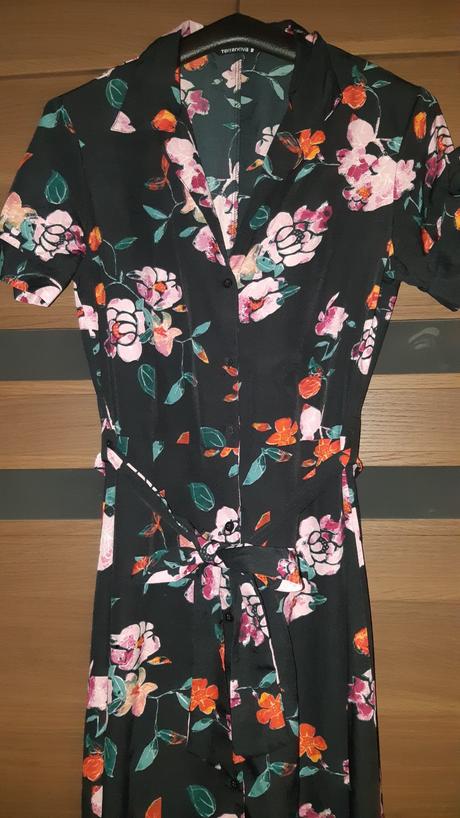 Kvetinové šaty, terranova,m