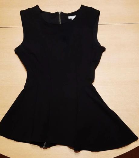 Predám dámsky top h&m veľ. xs, h&m,xs