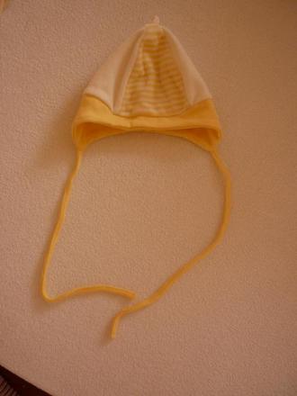 Zamatová čiapočka, 68