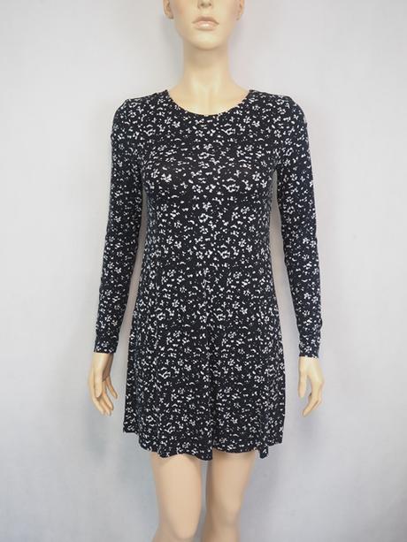 Kvalitné strečové šaty gina tricot, s