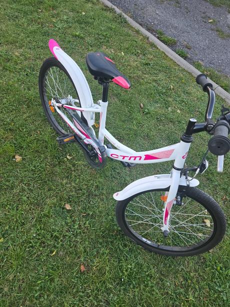 Dievčenský bicykel, ctm,20