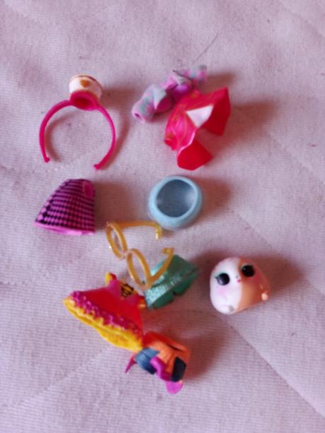 Doplnku pre lol bábiku,