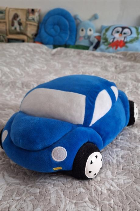 Plyšové autíčko, 