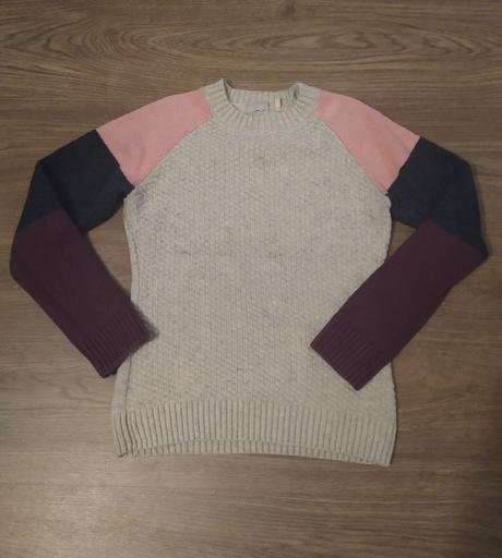 Značkový pulóver devergo, s