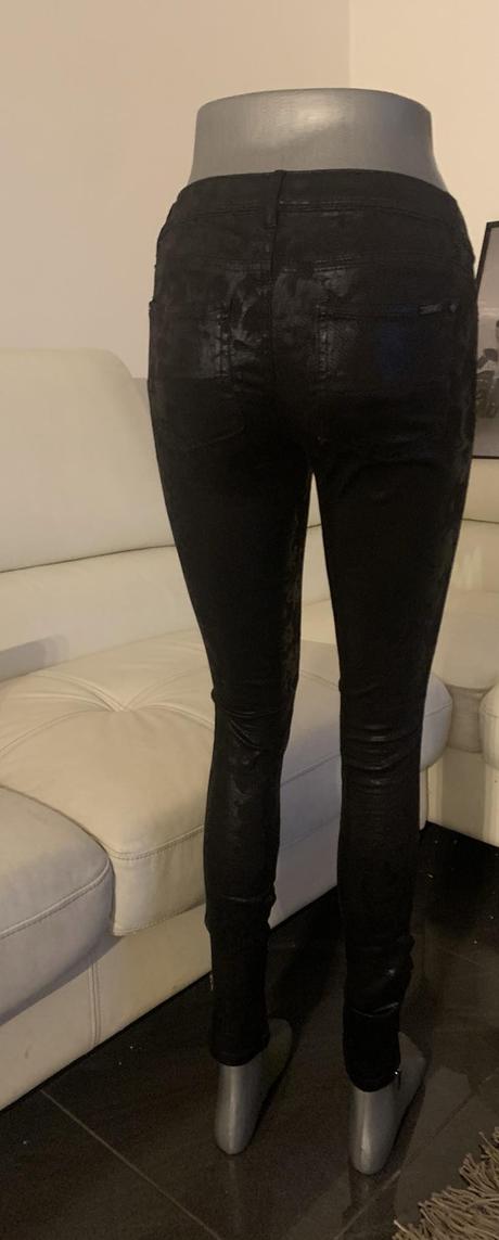 Nohavice elegantné, úzke, obtiahnuté, orsay,32