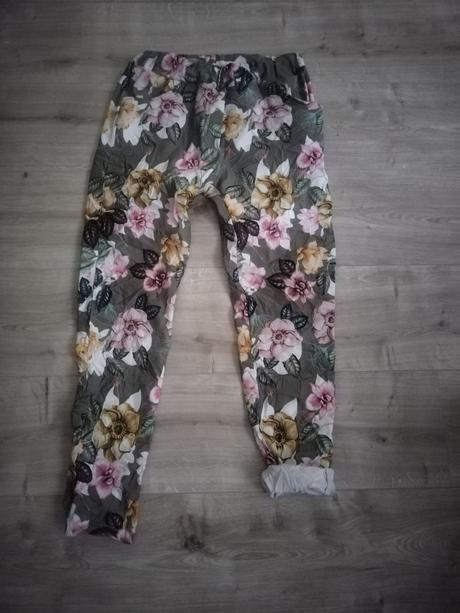 Kvietkované nohavice, m