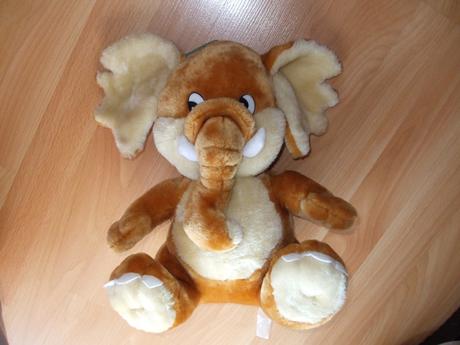 Plyšový slon pre šťastie, 