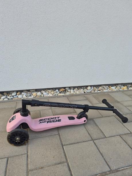Kolobezka/odrazadlo scoot and ride,