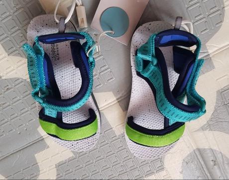 Zara tenisky, sandálky, 24