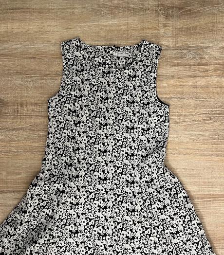 Letné šaty, c&a,158