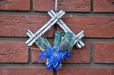 Závesná vianočná dekorácia na dvere,