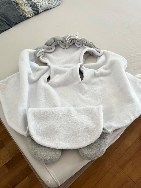 Zavinovacka do autosedacky, 