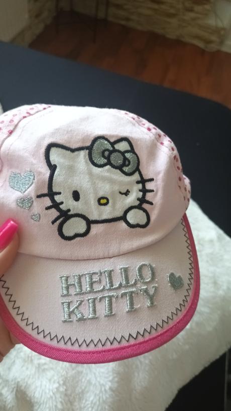 Šiltovka hello kitty, sanrio