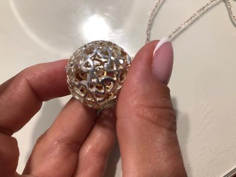 Set nausnic a nahrdelnika, 