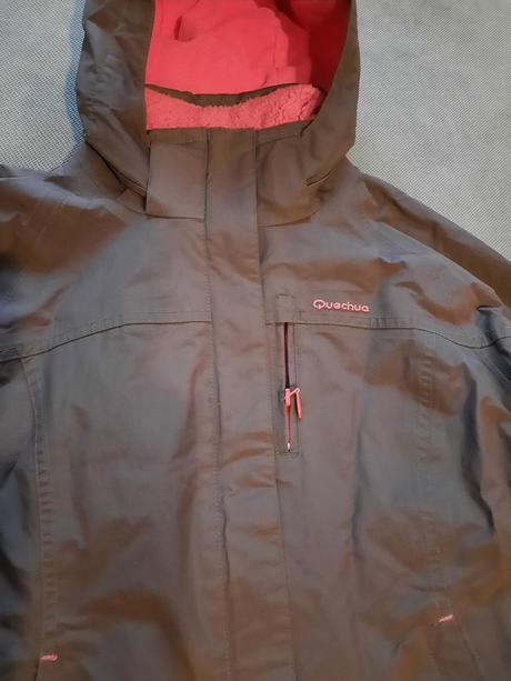 Nepremokavá bunda, decathlon,128