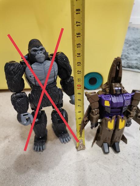 Transformer auto a stíhačka, 