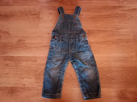 Rifle na traky, baby,74