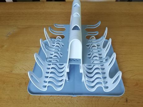 Perfektný stojan na fľaše, 