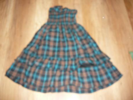 Dievcenske saty, 152