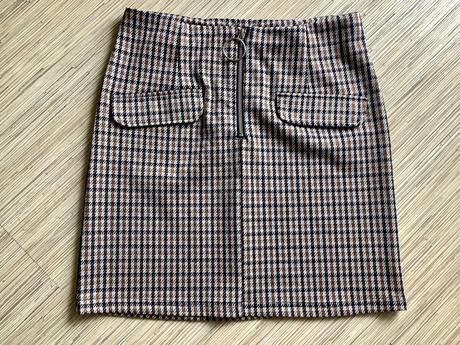 Pruzna sukna, takko,m