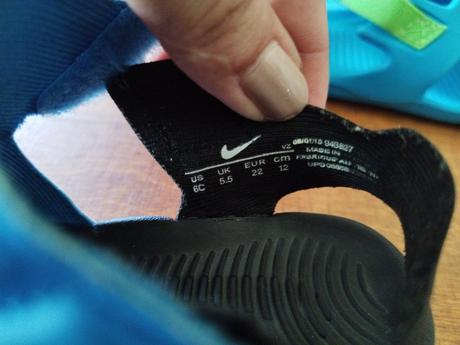 2ks sandál do vody (13cm vnútorná dĺžka), nike,22