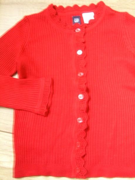 Cerveny svetrik znacka gap (104, 3 roky), gap,104