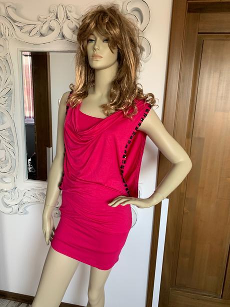 Krasne cyklamenove saty, s